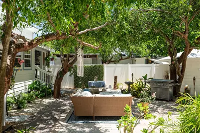 7 Barcelona Drive, Big Coppitt, FL 33040 - Photo 22