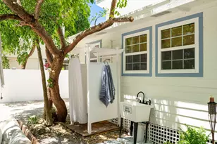 7 Barcelona Dr, Big Coppitt, FL 33040 - Photo 28