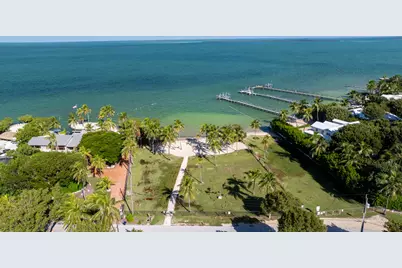 134 S Bay Harbor Drive, Key Largo, FL 33037 - Photo 22
