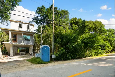 134 S Bay Harbor Drive, Key Largo, FL 33037 - Photo 28