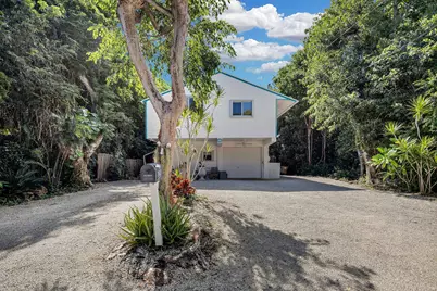 323 Bayview Avenue, Key Largo, FL 33037 - Photo 2