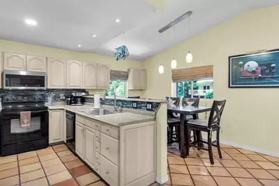 323 Bayview Avenue, Key Largo, FL 33037 - Photo 26