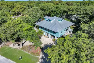 593 Bonito Ave, Key Largo, FL 33037 - Photo 2