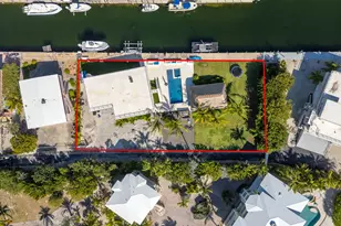 17 Poisonwood Rd, Key Largo, FL 33037 - Photo 52