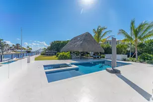 17 Poisonwood Rd, Key Largo, FL 33037 - Photo 36