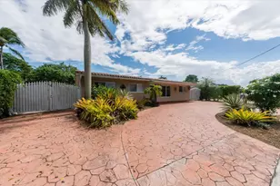 10260 SW 48th St, Other, FL 00000 - Photo 2