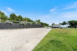 127 Seaside Ave, Key Largo, FL 33037 - Photo 46