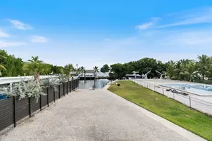 127 Seaside Ave, Key Largo, FL 33037 - Photo 22