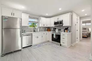 127 Seaside Ave, Key Largo, FL 33037 - Photo 8