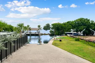 127 Seaside Ave, Key Largo, FL 33037 - Photo 6