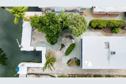 311 Buttonwood Circle, Key Largo, FL 33037 - Photo 32