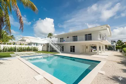 392 Laguna Avenue, Key Largo, FL 33037 - Photo 2