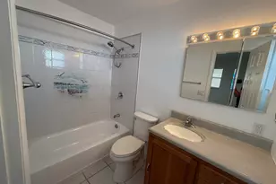 435 Collins Street #Upstairs Only, Key Largo, FL 33037 - Photo 10