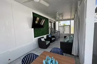 325 Calusa Street, Key Largo, FL 33037 - Photo 10