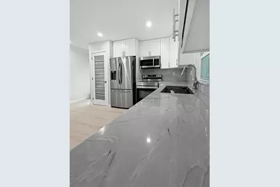 203 Antigua Road, Tavernier, FL 33070 - Photo 10