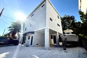 15 Lake View Dr, Key Largo, FL 33037 - Photo 2