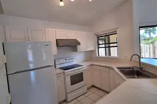 3214 San Remo Cir, Homestead, FL 33035 - Photo 8