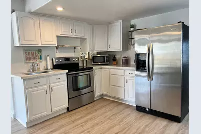 321 Windley Road #B, Key Largo, FL 33037 - Photo 2