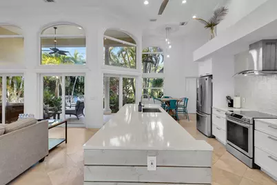 125 13th Street, Key Colony, FL 33051 - Photo 12