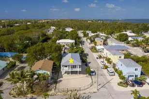 30 Coconut Dr, Key Largo, FL 33037 - Photo 1