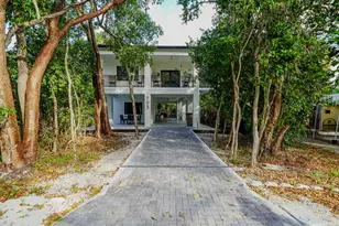 793 Oceana Ave, Key Largo, FL 33037 - Photo 2