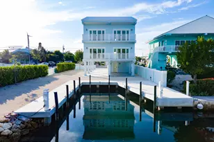 613 Portia Cir, Key Largo, FL 33037 - Photo 1