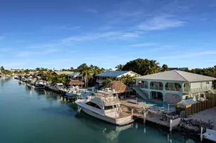 232 W Seaview Dr, Duck Key, FL 33050 - Photo 10