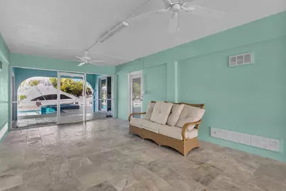 232 W Seaview Drive, Duck Key, FL 33050 - Photo 28