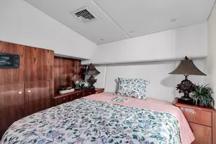 232 W Seaview Dr, Duck Key, FL 33050 - Photo 68