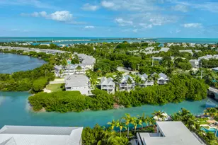 5110 Sunset Village Dr, Duck Key, FL 33050 - Photo 24