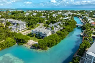 5110 Sunset Village Dr, Duck Key, FL 33050 - Photo 28