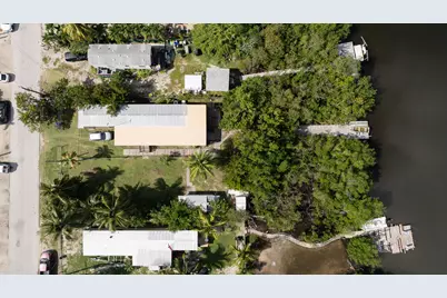 561 Gordon Circle, Key Largo, FL 33037 - Photo 2