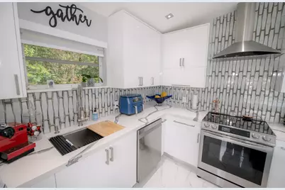 1016 Gibraltar Road, Key Largo, FL 33037 - Photo 14