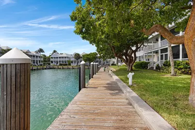 7075 Hawks Cay Boulevard, Duck, FL 33050 - Photo 14