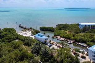 500 Burton Dr, Key Largo, FL 33070 - Photo 22