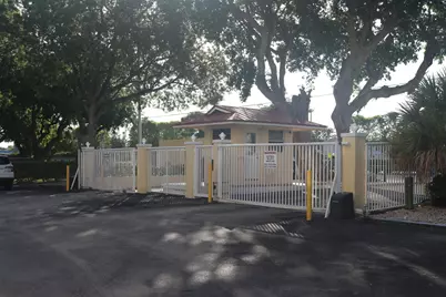 88540 Overseas Highway #605, Tavernier, FL 33070 - Photo 2