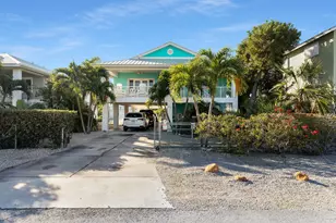 170 Marina Ave, Key Largo, FL 33037 - Photo 1