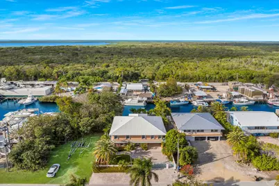 10 S Exuma Road, Key Largo, FL 33037 - Photo 8