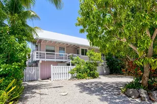 251 Pueblo Street St, Tavernier, FL 33070 - Photo 2