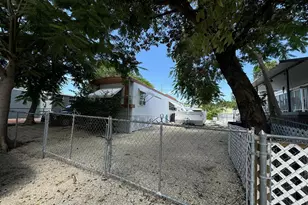 151 Arbor Ln, Tavernier, FL 33070 - Photo 2