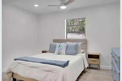 82207 Old Highway, Upper Sugarloaf Key, FL 33036 - Photo 24