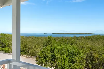 185 Ojibway Avenue, Tavernier, FL 33070 - Photo 2