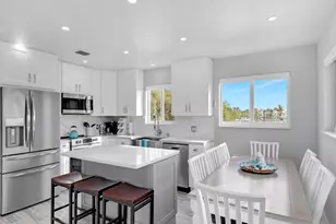 325 Calusa Street, Key Largo, FL 33037 - Photo 2