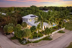 65 Tarpon Ave, Key Largo, FL 33037 - Photo 1