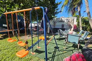 908 66th St, Marathon, FL 33050 - Photo 26