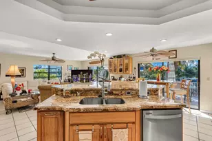 13 Center Ln, Key Largo, FL 33037 - Photo 12