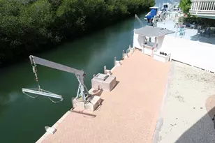 213 Aberdeen Ct, Tavernier, FL 33070 - Photo 2