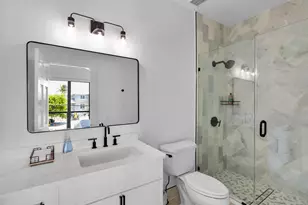 362 E Seaview Dr, Duck Key, FL 33050 - Photo 50