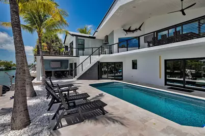 362 E Seaview Drive, Duck Key, FL 33050 - Photo 56