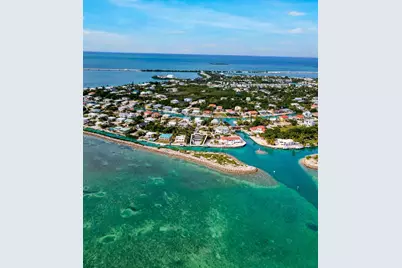 210 W Seaview Circle, Duck Key, FL 33050 - Photo 16